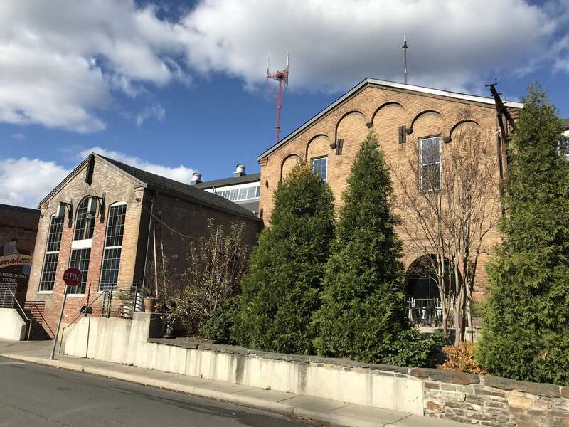 Photograph by Eli Pousson, 2017 November 22.