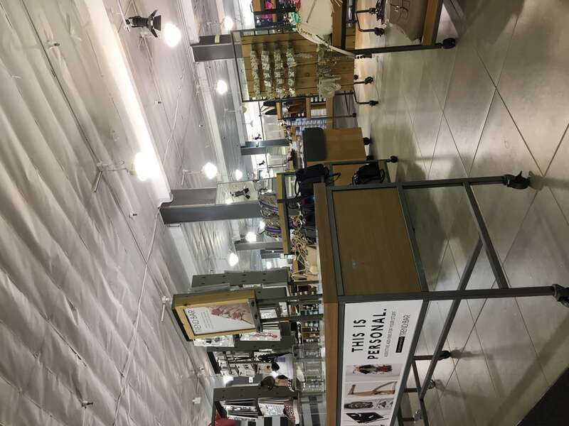 DSW, San Jose, CA