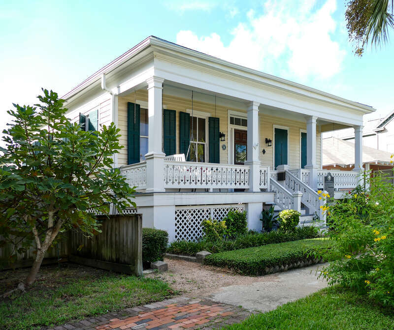 Constructed between 1866 and 1868, this house belonged to a number of significant Galveston residents. Captain John Davidson, an immigrant from Norway and early Galveston settler, built it. In 1870, two years after Davidson died in an attempt to