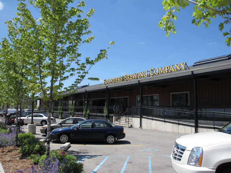 On our way to Chicago we detoured to make a stop in Grand Rapids, Michigan. More precisely on the south side of downtown, at 235 Grandville Avenue Southwest, where Founders Brewing Company is located.