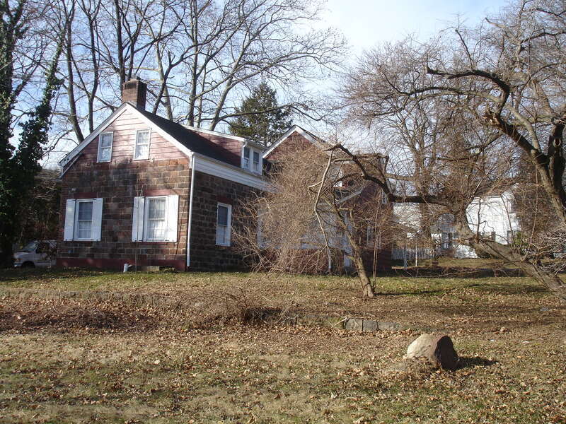 I took this photo of the James Vandelinda House myself on January 16, 2012.