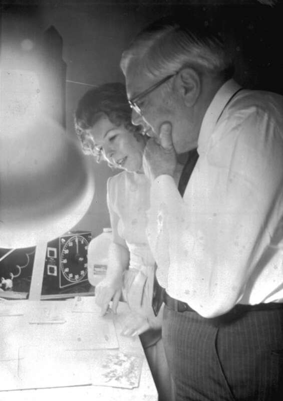 Local call number: PR11954
Title: Joan and Allen Morris
Date: 1972
General note: In the darkroom of the Florida State University Florida Photographic Archives at Strozier Library. Joan Morris became the photographic archivist and curator of the