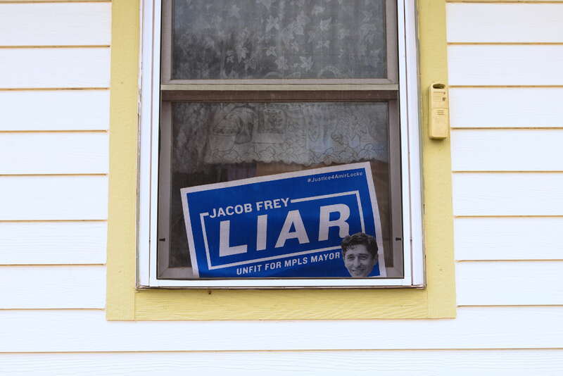 The neighborhood of Kenny is in the Southwest community.
Minneapolis is split into 11 communities which are split into 86+ neighborhoods. My goal in 2022 is to take photos in all neighborhoods in Mpls in roughly alphabetical order.

2022-06-30 This
