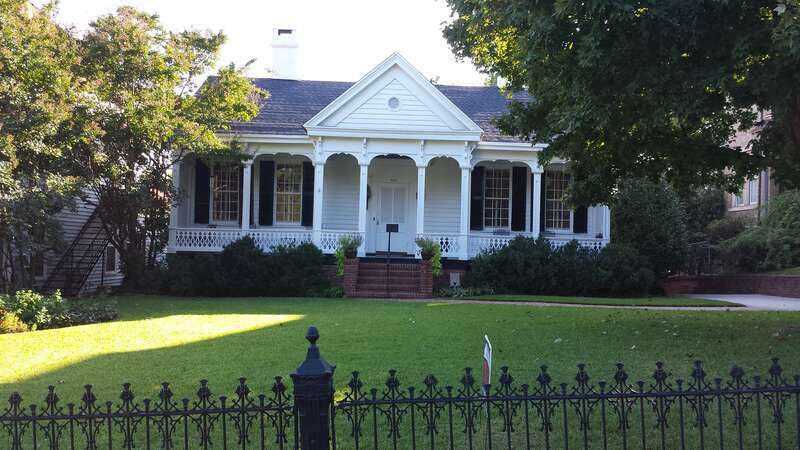 Munroe-Dunlap-Snow House, 920 High St. Macon