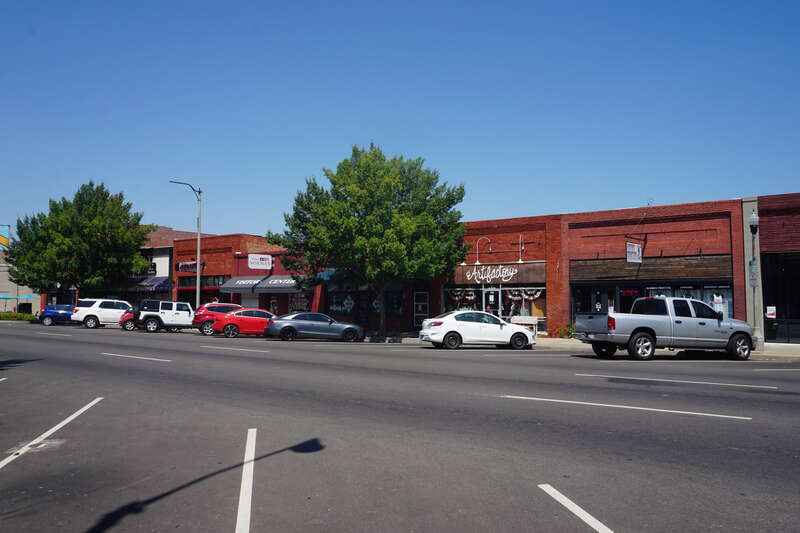 East Main Street in Norman, Oklahoma (United States).