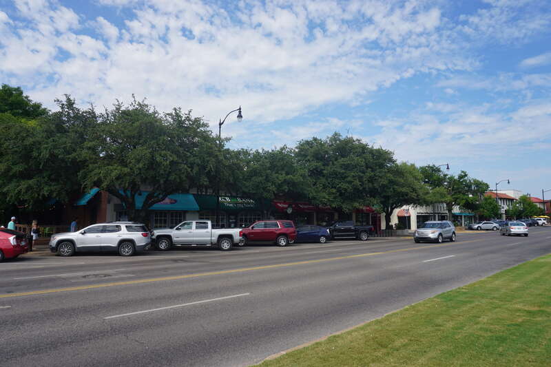 West Boyd Street in Norman, Oklahoma (United States).