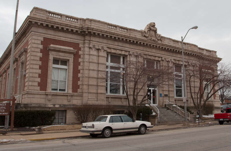 Champaign, IL

	U.S. Post Office (added 1976 - Building - #76000684)
Also known as Federal Building
Randolph and Church Sts., Champaign
	
Historic Significance: 	Architecture/Engineering
Architect, builder, or engineer: 	Taylor,James