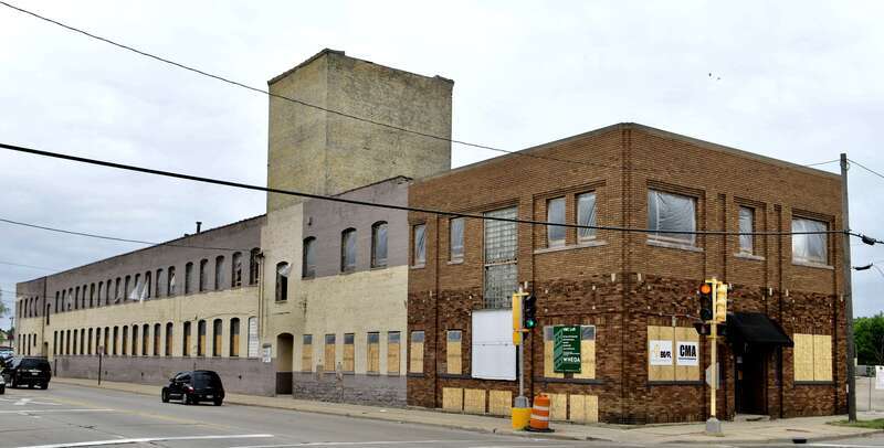 Vincent-McCall Company Building