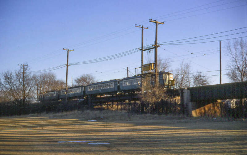 19680222 06 CTA Evanston L crossing North Shore Channel