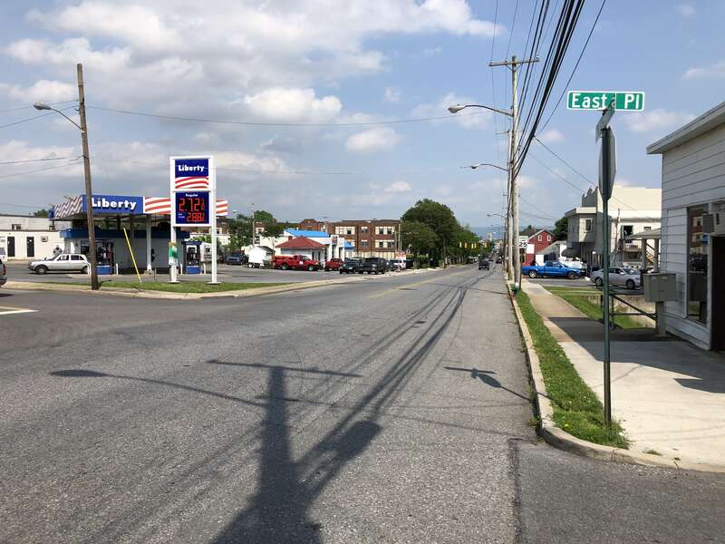 View east along Washington Street at East Place and Nottingham Road in Hagerstown, Washington County, Maryland