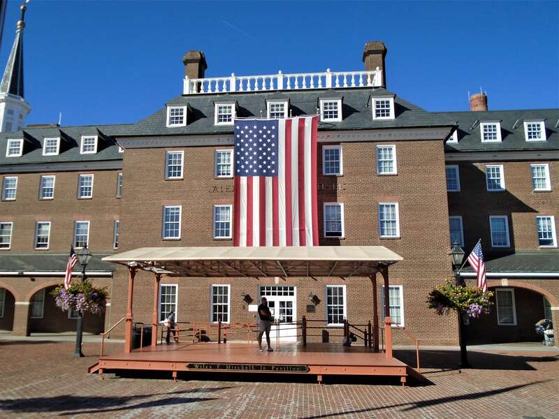Alexandria City Hall, also known as the Alexandria Market House &amp;amp; City Hall, located at 301 King Street at the corner of South Royal Street in Old Town Alexandria, Virginia, was originally built in 1817 as a three-story brick building along South