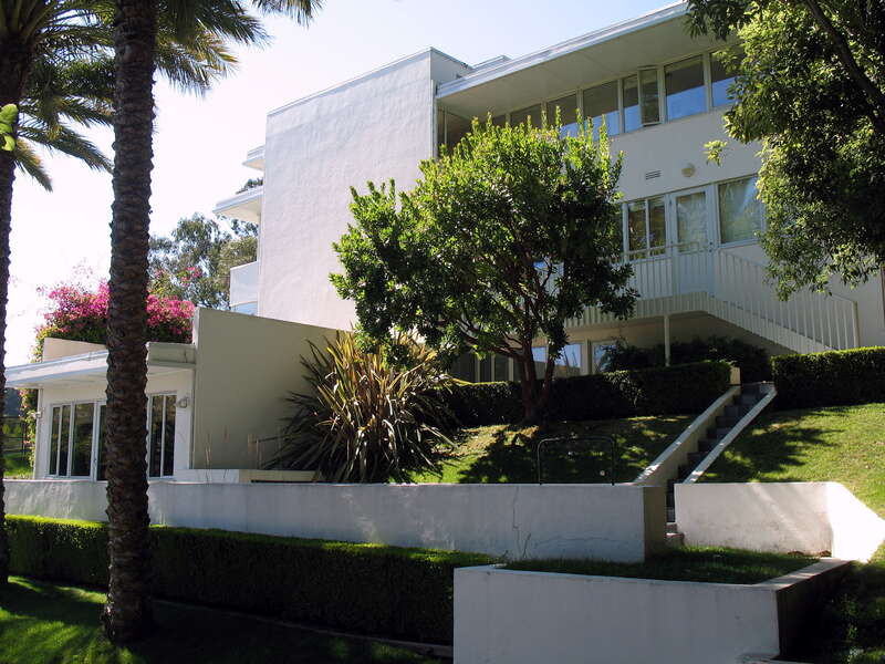 w:National Register of Historic Places listings in San Mateo County, California.
Arthur and Mona Hofmann House, 1048 La Cuesta Rd., Hillsborough, California






This is an image of a place or building that is listed on the National Register of