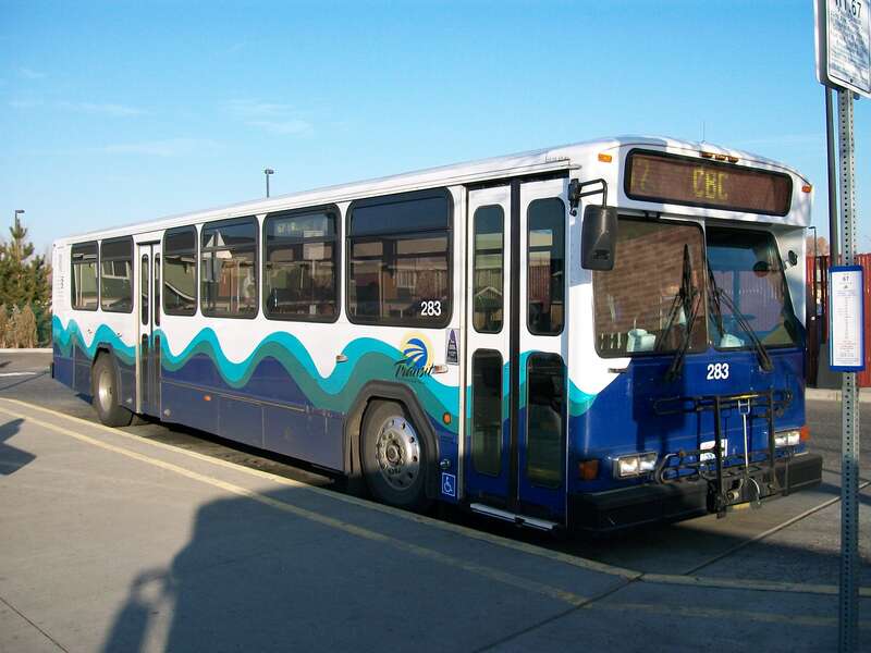 Ben Franklin Transit bus 283 is ex-Sound Transit, and at the time of this photo it was still wearing Sound Transit's paint scheme.