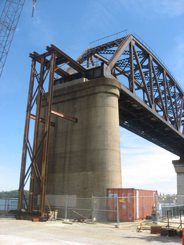 Northern end of the Big Four Bridge, an abandoned railroad bridge that spans the Ohio River between Louisville, Kentucky and Jeffersonville, Indiana in the United States.