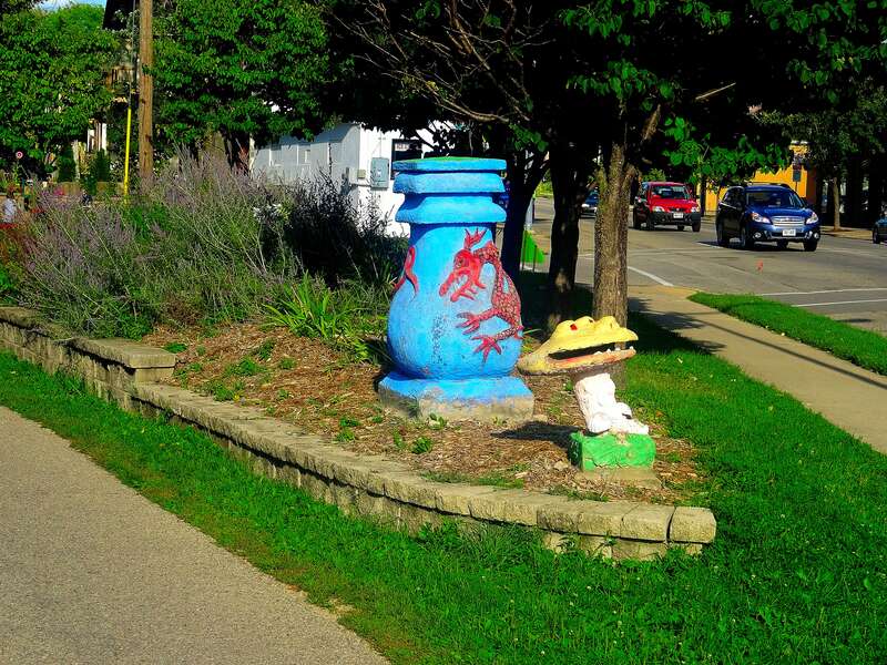Blue Urn with Dragon