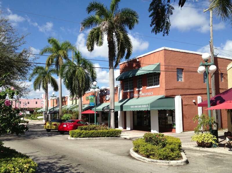 US National Register Historic Places First building built in Hollywood in 1922. Second story was added later.