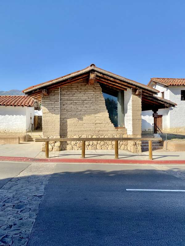 Originally built in 1782, this complex of buildings were constructed by the Spanish Colonial Authorities of California to serve as a presidio to protect the nearby Mission Santa Barbara and serve as a center of political influence in the surrounding