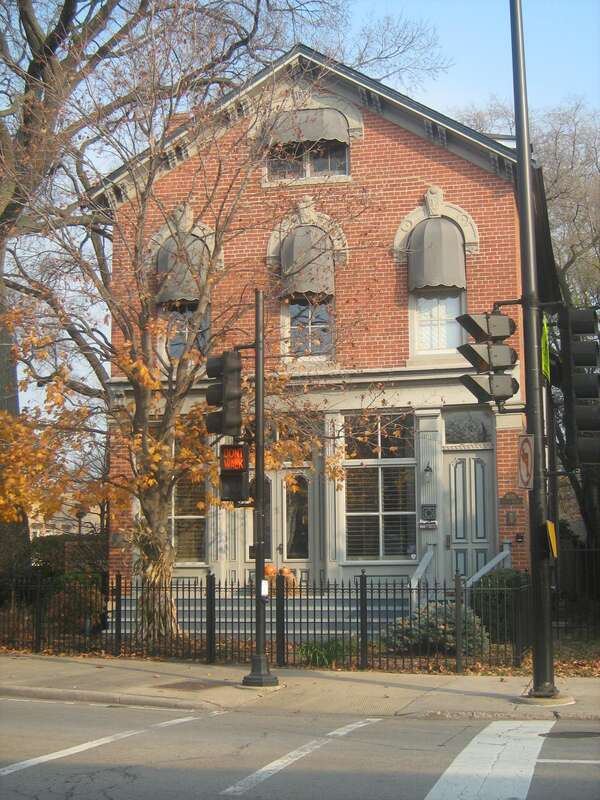 8051 N Lincoln Ave

Skokie, IL 60077