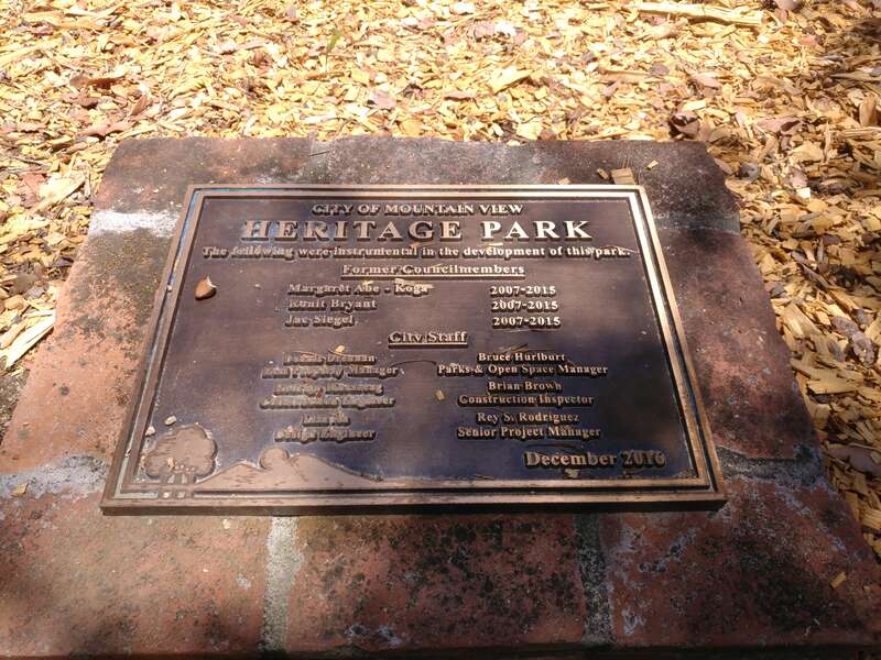 A historical plaque dated &quot;December 2019&quot; that shows employees of the City of Mountain View which helped in developing Heritage Park.
