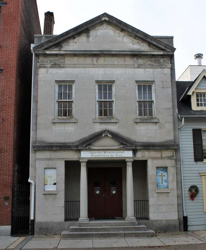 Iglesia Pentecostal Candelero De Oro in York, Pennsylvania