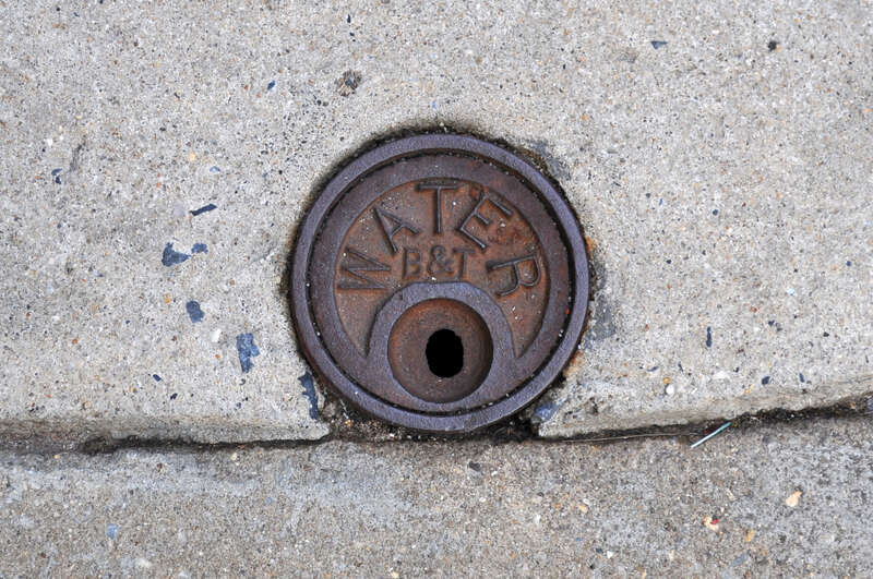 Bingham &amp;amp; Taylor Water Phila PA Maintenance Hole Cover