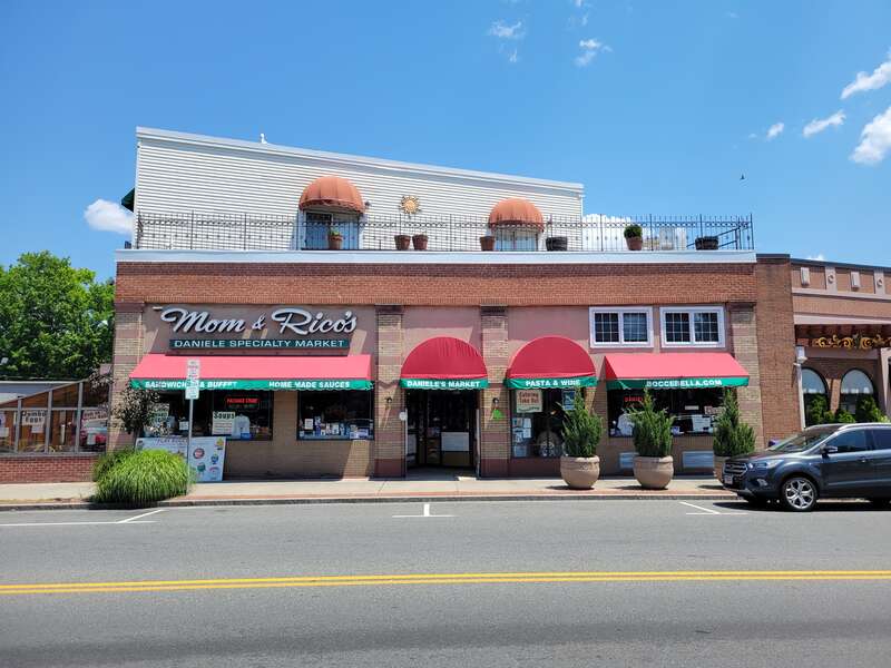 Mom and Rico's, Springfield Massachusetts