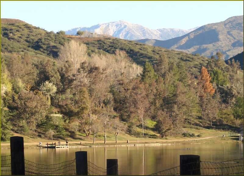 One could travel the whole of America and hardly find a nicer landscape than this. And it is just minutes from my house! That is Keller Peak in the San Bernardino Mountains rising in the background.