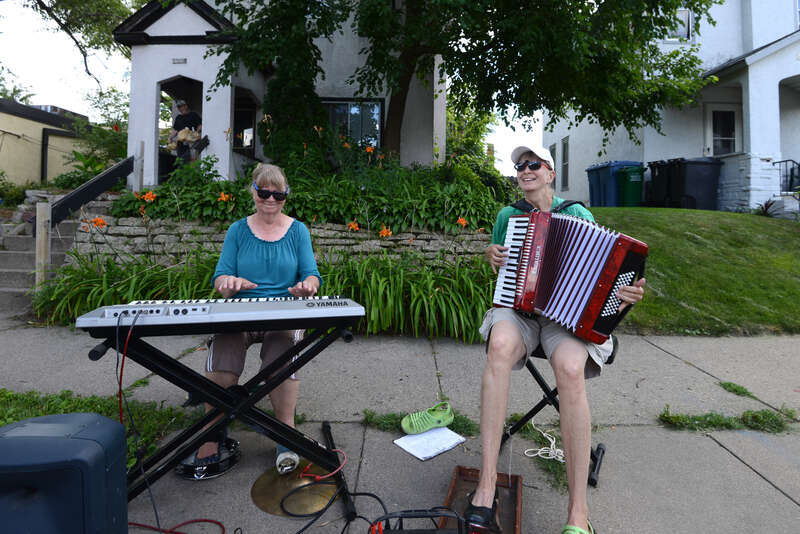 Minneapolis, Minnesota
August 7, 2016
Open Streets Minneapolis temporarily closes major thoroughfares to car traffic and opens them up for walking, biking, skating, and other active transportation. One goal is giving Minneapolis residents an