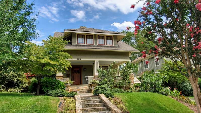 This is an image of a place or building that is listed on the National Register of Historic Places in the United States of America. Its reference number is 08000815.