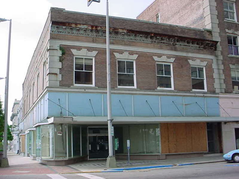 Gulfport Harbor Square Commercial Historic District