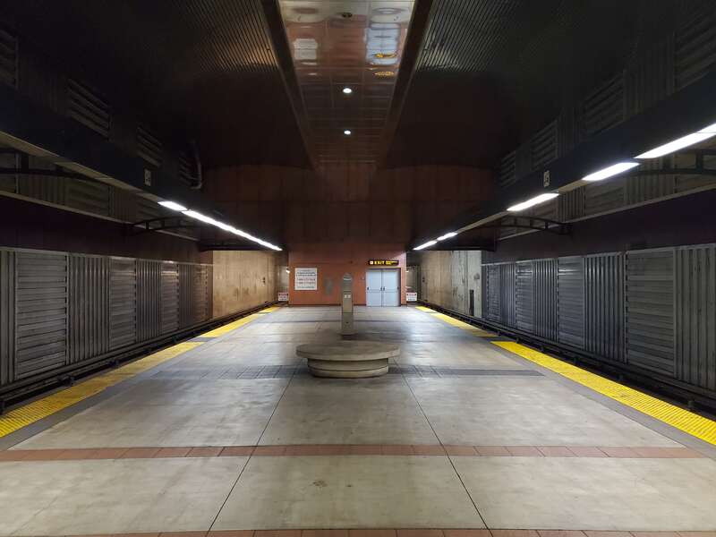 The south end of the platform at South San Francisco station in December 2020