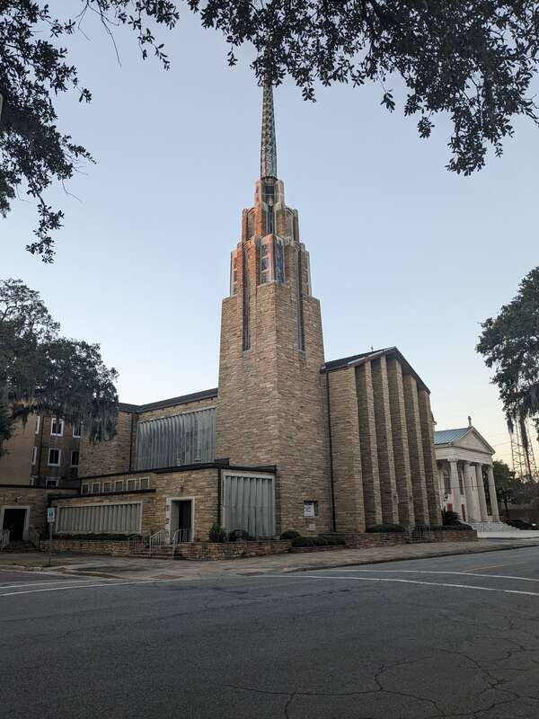 St Paul's Evangelical Lutheran Church at 10 W 31st Street, Savannah, Georgia