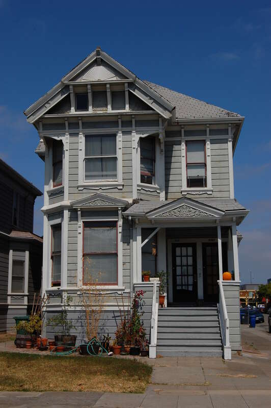 Built in 1892. 1519 Everett Street. Alameda, California, USA