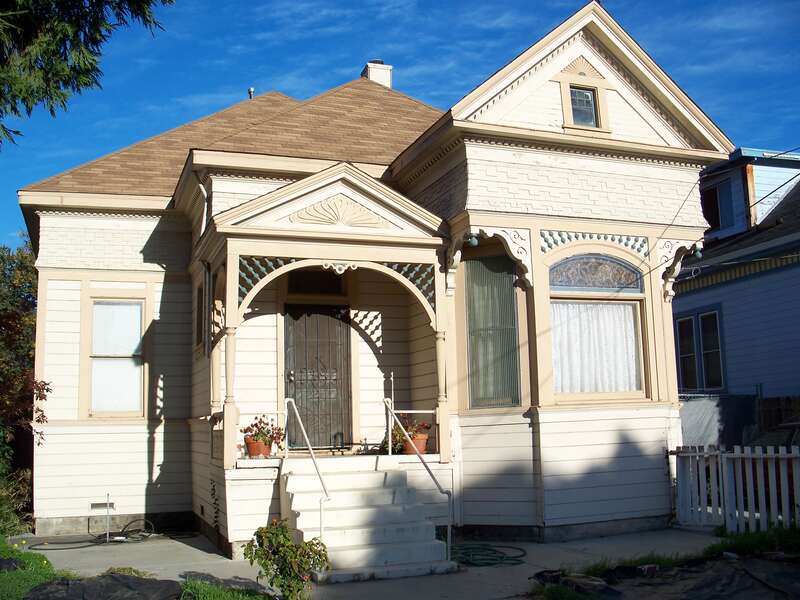 Queen Anne style, built circa 1898. 334 North Sixth Street. San Jose, California, USA