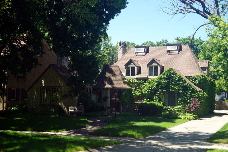 The Pearl C. Norton House in Wauwatosa, Wisconsin (United States).