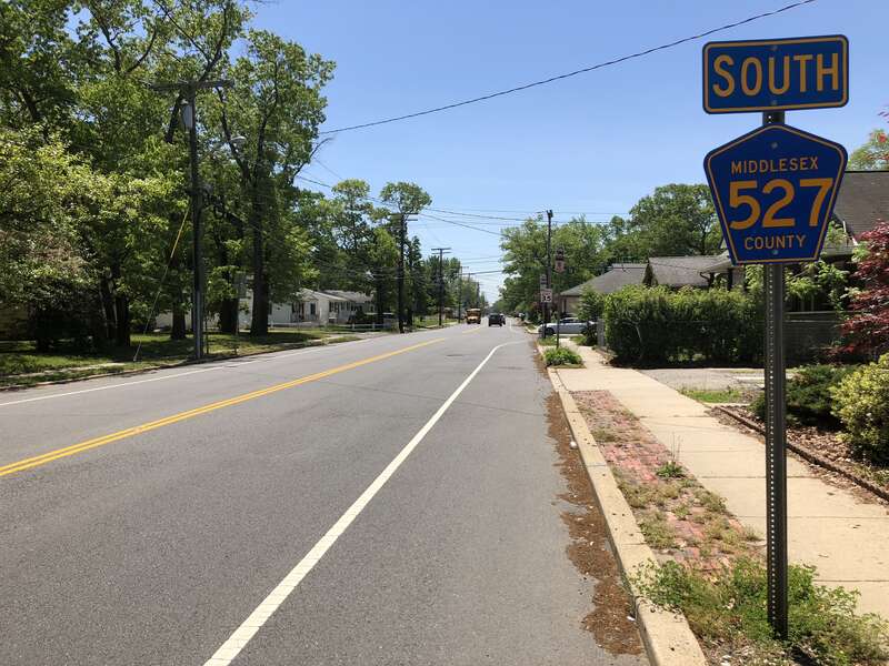 View south along Middlesex County Route 527 (Old Bridge-Englishtown Road) at Leon Avenue in Old Bridge Township, Middlesex County, New Jersey