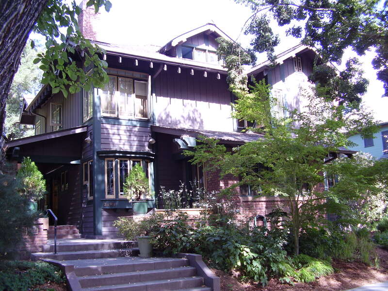 Cranston-Geary House