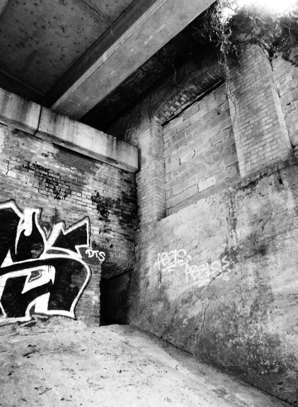 Below street level, the archaelogy of bridges can get interesting, with remains of loder bridges, buildings, wharves and other structures becoming so intimately a part of the bridge structure as to be essentially indistinguishable.
That is certainly