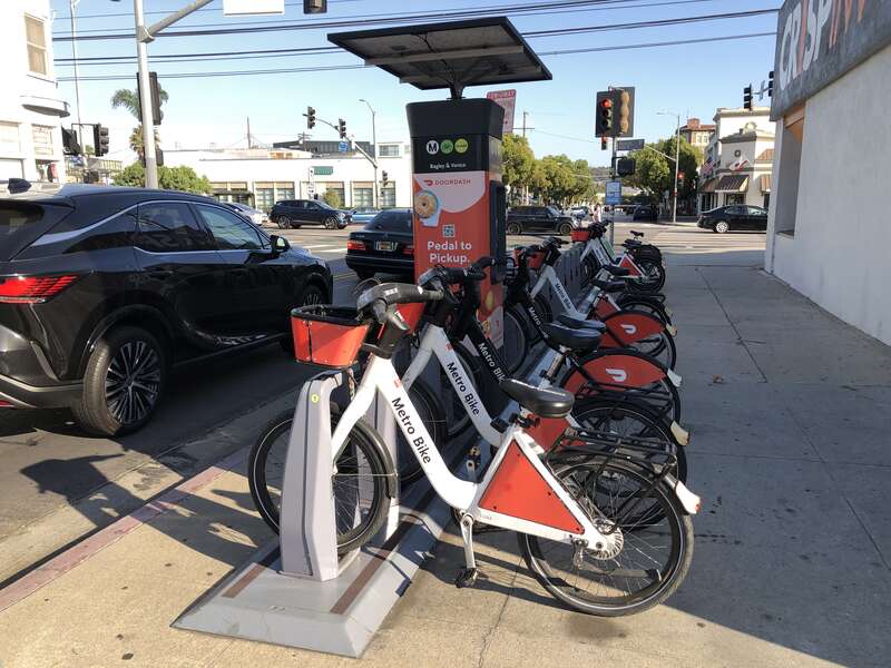 The bike share station at Bagley and Venice, with the payment station and bicycles visible.