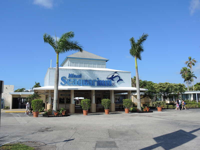 Miami Seaquarium: main entrance