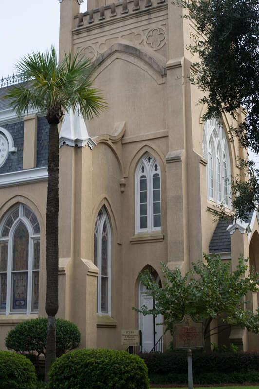 Facade of the Mickve Israel Synagogue in Savannah, GA