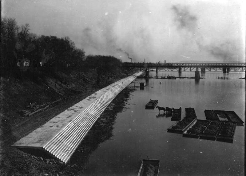 Harrisburg–Front Steps from Market Street Bridge looking south, construction of Riverfront Park, photographic print by J. Horace McFarland Co., November 12, 1914.
Courtesy of the Pennsylvania State Archives, Manuscript Group 85, #449, J. Horace