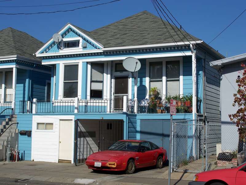 641 Haight Avenue. Alameda, California, USA