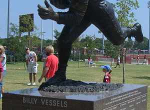 Billy Vessels statue in Heisman Park at Memorial Stadium Norman, OK