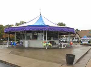 Dairy-Go-Round, 1126 South Main Street, Plymouth, Michigan