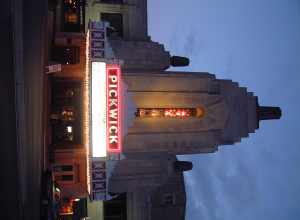 Facade of the Pickwick Theater in Park Ridge, Illinois