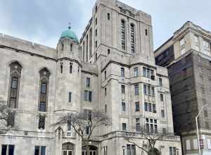 Built in 1920-1926, this massive Gothic Revival-style building was designed by George D. Mason to serve as the main Masonic Temple for Detroit.  The building is the world’s largest Masonic Temple, with three ballrooms and banquet halls, a large drill