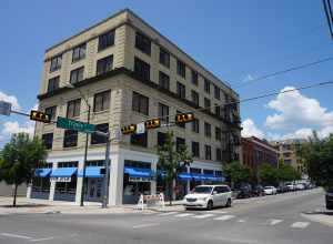 Travis Street in Sherman, Texas (United States).
