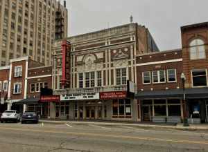 Flagstar Strand Theatre, 12 North Saginaw Street, Pontiac, Michigan, December 2020. Built in 1921 from a design by architects Charles Howard Crane and Leo John Heenan, the majestic Adamesque façade contrasts a red brick substrate with cut stone