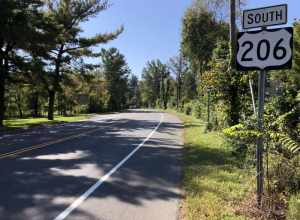 View south along U.S. Route 206 and Mercer County Route 533 (State Road) at Mountain Avenue in Princeton, Mercer County, New Jersey